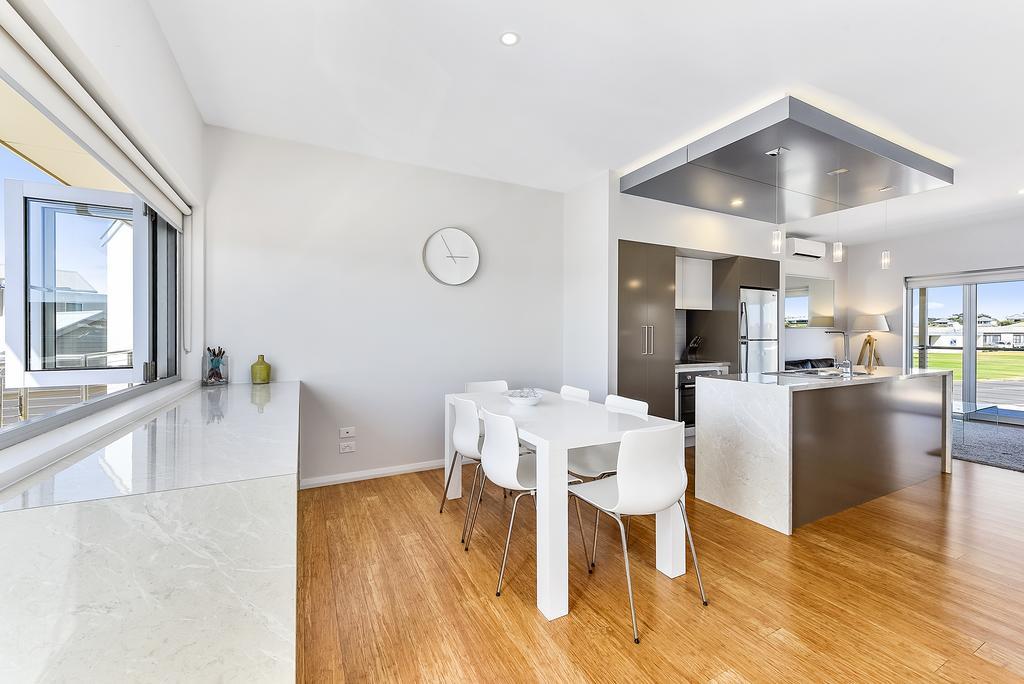 Aloha Waterfront Properties Robe Ngoại thất bức ảnh