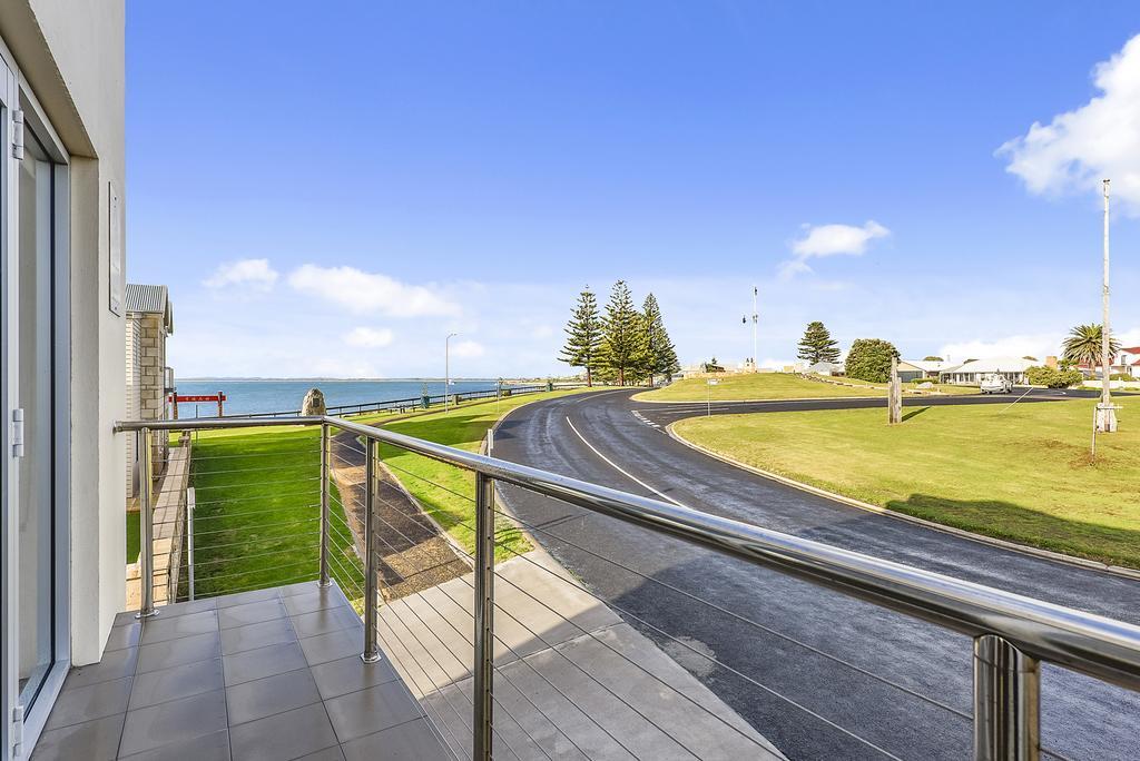 Aloha Waterfront Properties Robe Ngoại thất bức ảnh
